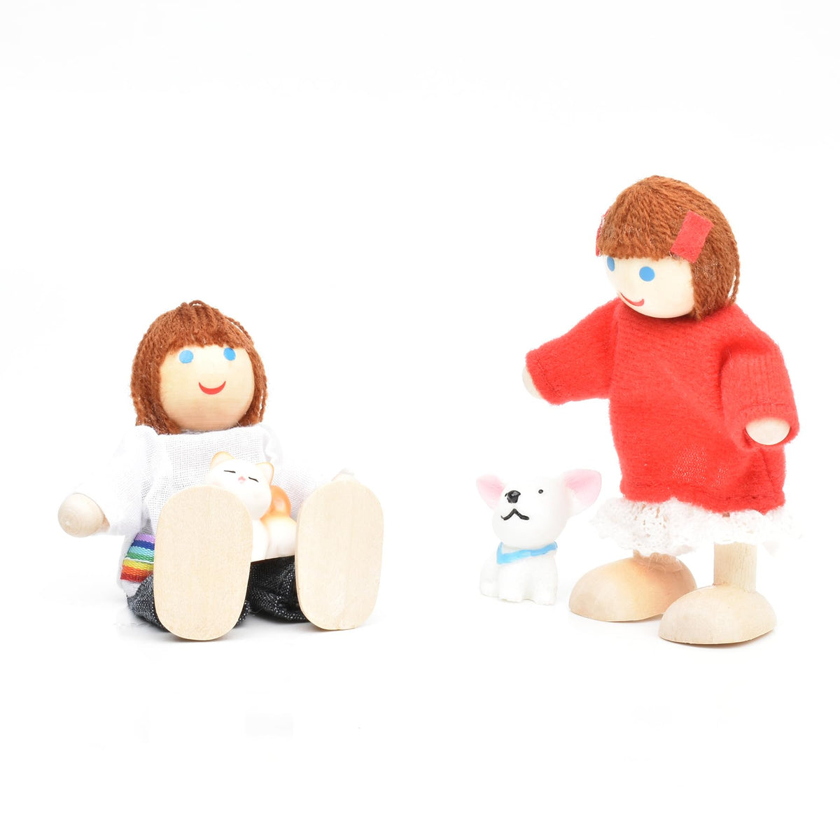 Wooden Dollhouse Dolls Family Set of 7 Miniature Figures and 2 Pets Z725006