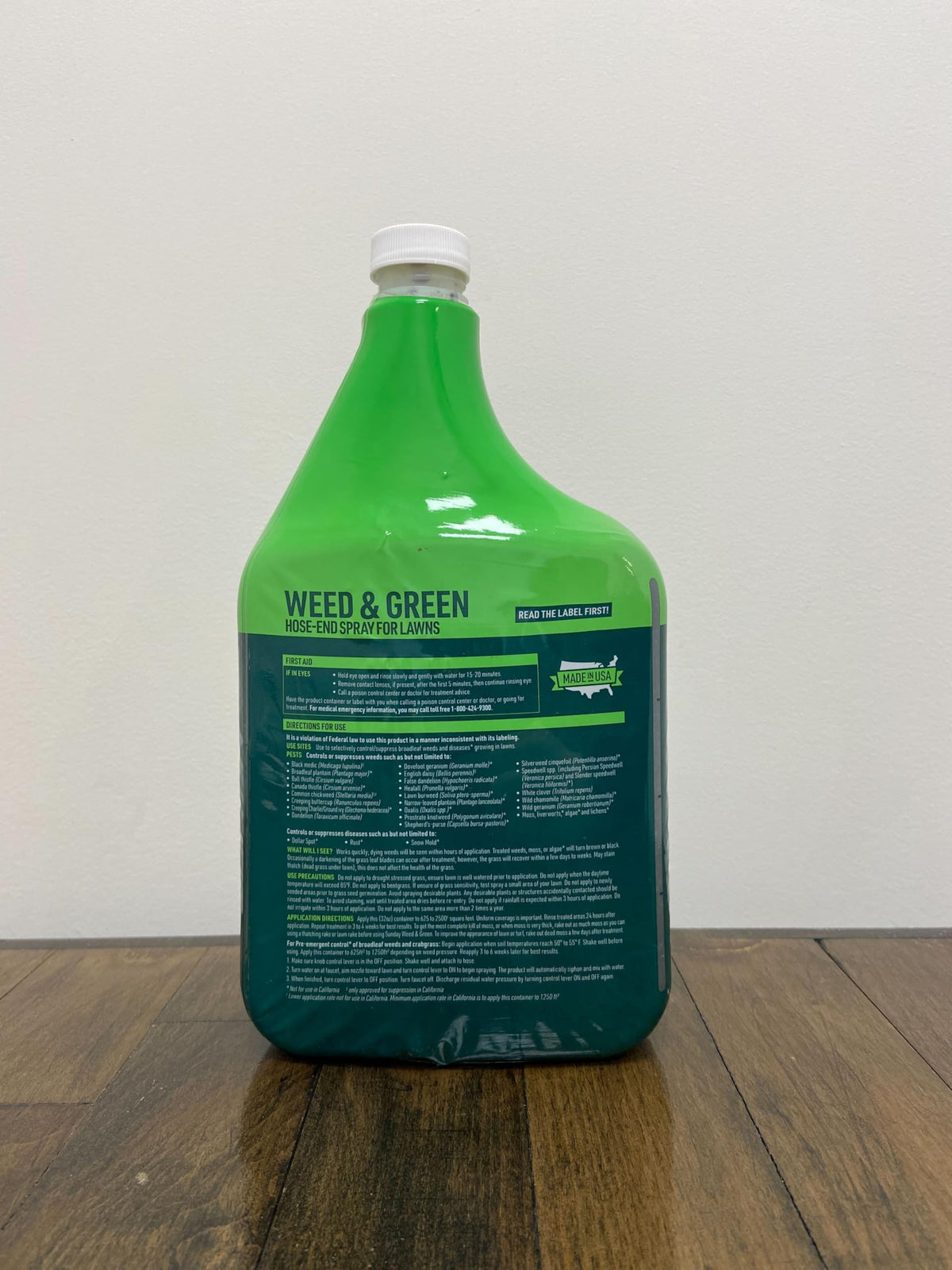 32oz 2-Pack Lawn Weed Killer & Greening Kit A356051